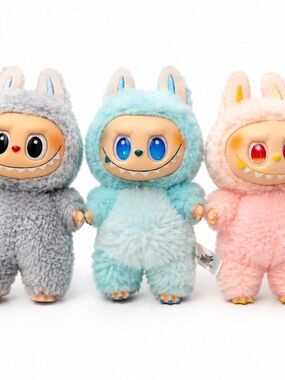 3 Labubu/Lafufu Dolls